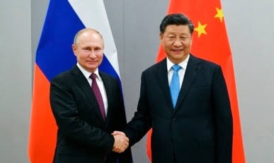 চীন-রাশিয়ার যৌথ নৌ মহড়া শুরু, ট্রাম্পের পারমাণবিক সাবমেরিন পাঠানোর নির্দেশে উত্তপ্ত পরিস্থিতি