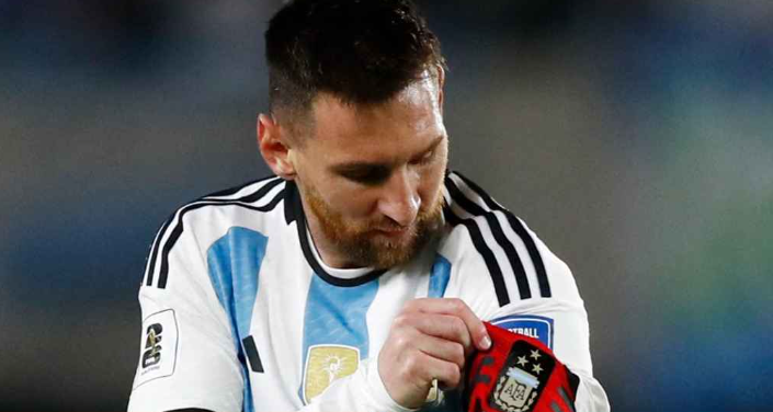 মেসির পর কে হবেন আর্জেন্টিনার অধিনায়ক?