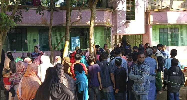 লক্ষ্মীপুরে বৃদ্ধাকে হাতুড়ি দিয়ে পিটিয়ে হত্যা, ২ পুত্রবধূ পুলিশ হেফাজতে