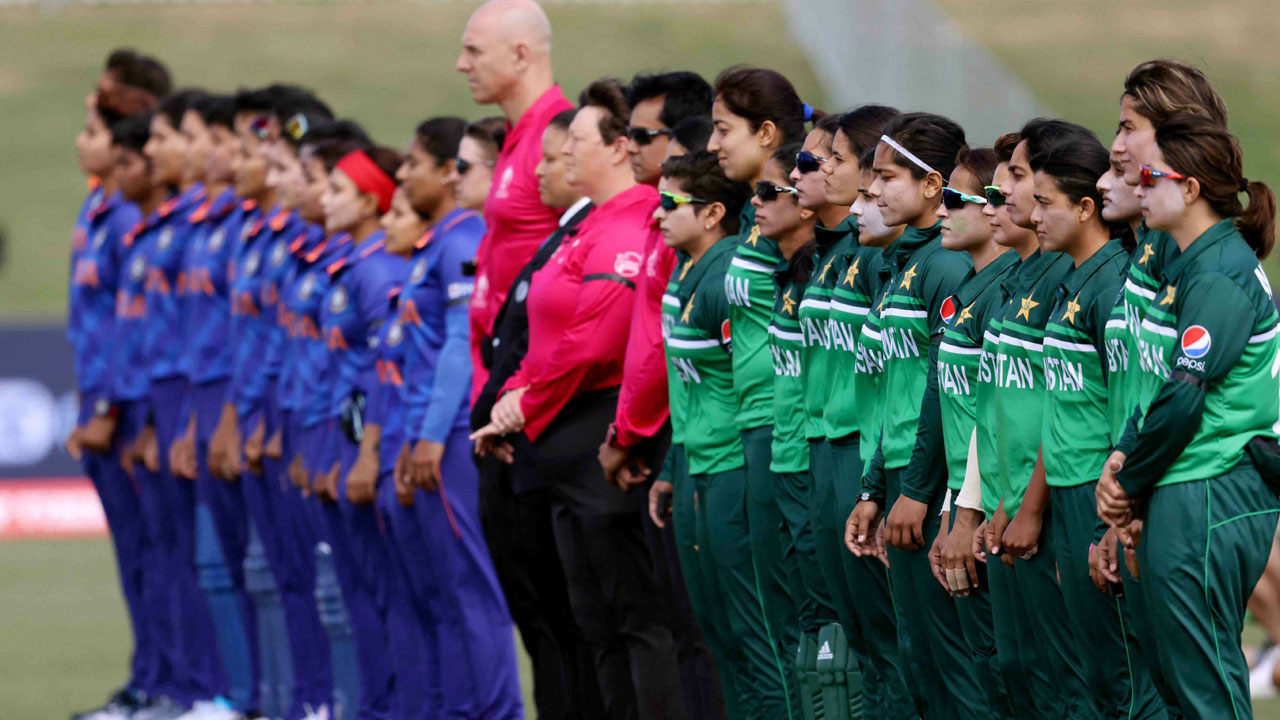 ১৫ ফেব্রুয়ারি মুখোমুখি হবে ভারত-পাকিস্তান