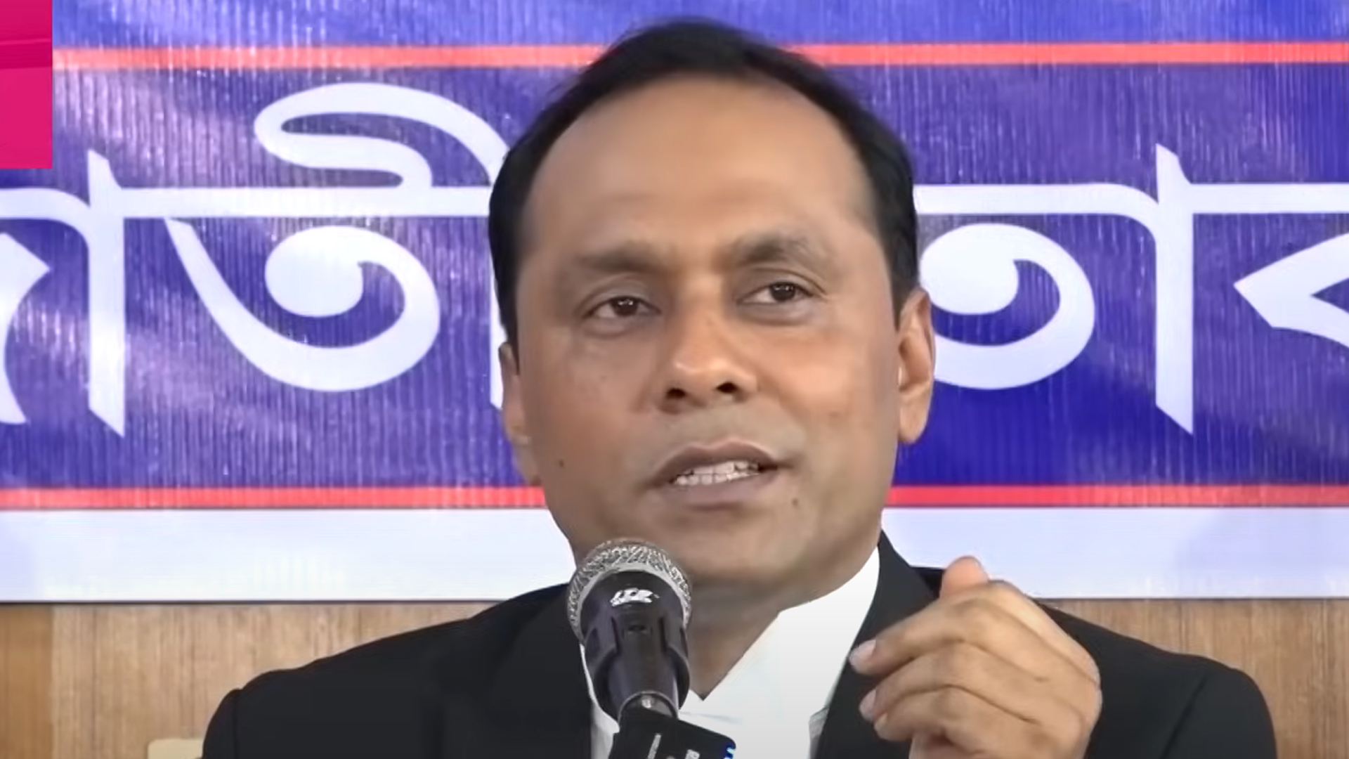 পরাজিত প্রার্থীদের নিয়ে এলাকার উন্নয়ন করতে চান ব্যারিস্টার কায়সার