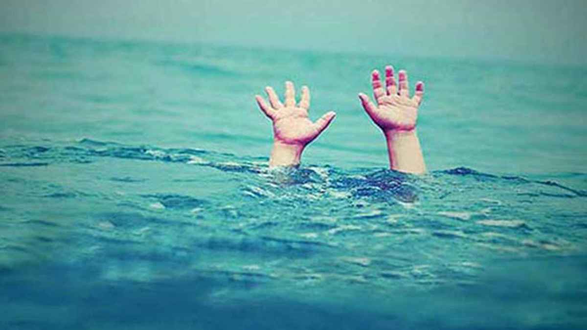 খেলতে গিয়ে পুকুরে ডুবে প্রাণ গেল ২ শিশুর