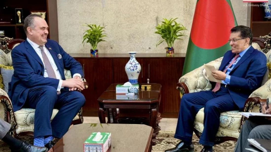 পররাষ্ট্রমন্ত্রী খলিলুর রহমানকে অভিনন্দন জানিয়েছেন মার্কিন রাষ্ট্রদূত ক্রিস্টেনসেন