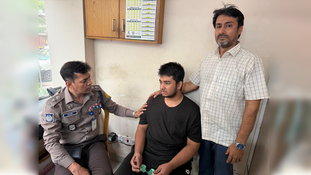 প্রধানমন্ত্রীর হস্তক্ষেপে ১ ঘণ্টার মধ্যে অপহৃত স্কুলছাত্র উদ্ধার