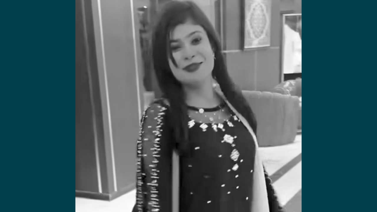 ফেসবুক লাইভে এসে তরুণীর আত্মহনন