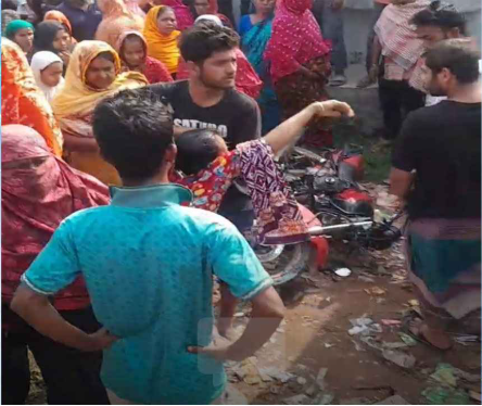 ট্রেনের ধাক্কায় মোটরসাইকেল আরোহী নিহত