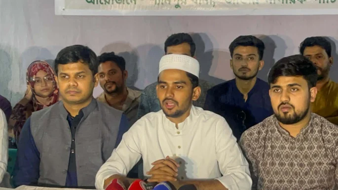 সাকিবকে খেলতে না দেওয়া দুর্নীতি হলে, শাস্তি পেতে রাজি: আসিফ মাহমুদ