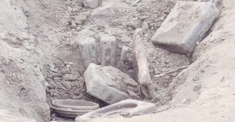 চুয়াডাঙ্গায় জমি চাষের সময় ল্যান্ডমাইন সদৃশ বস্তু উদ্ধার