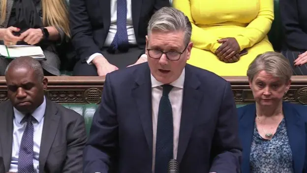 ইরানের ওপর যুক্তরাষ্ট্র-ইসরায়েলের হামলায় যোগ দেবে না যুক্তরাজ্য: ব্রিটিশ প্রধানমন্ত্রী